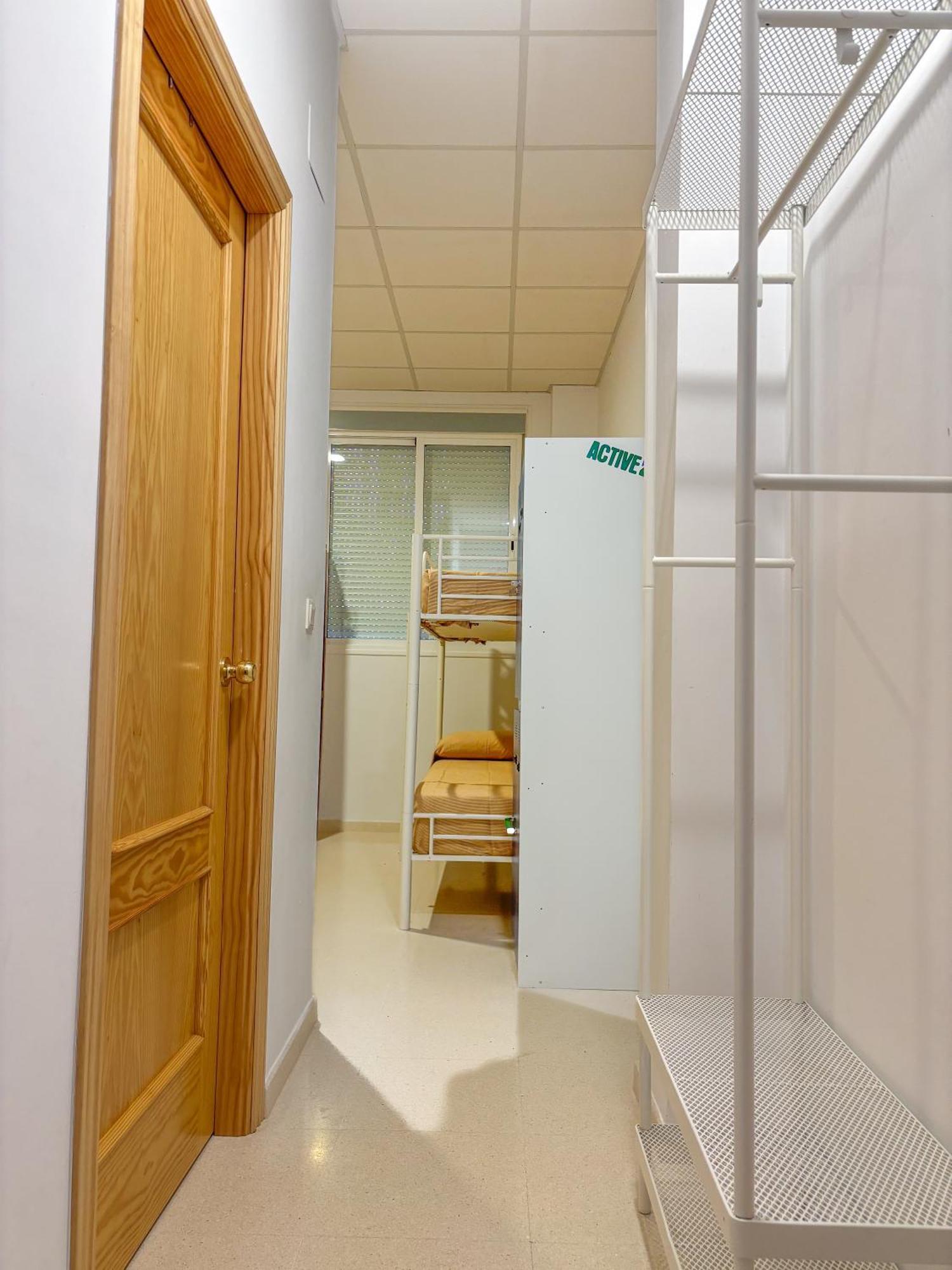 Albergue Multiaventura Active Andalucia Альмодовар-дель-Рио Экстерьер фото